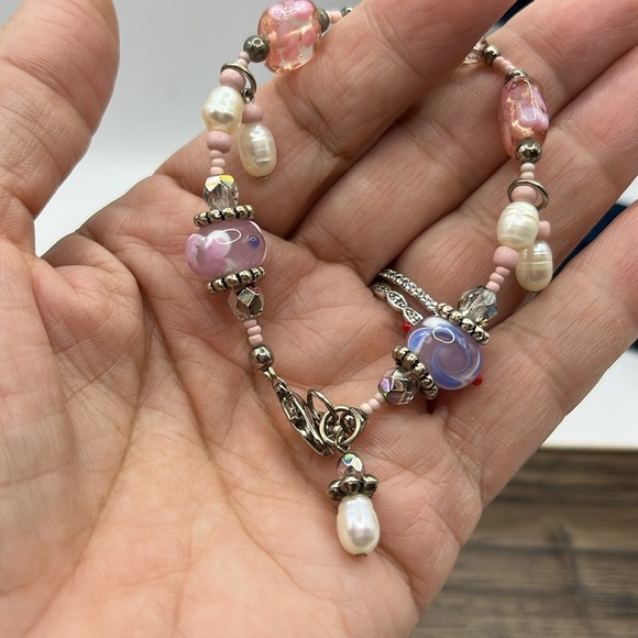 Pink and Silver Beaded Pearls Bracelet with Delicate Design Lamp work beads - Picture 12 of 14